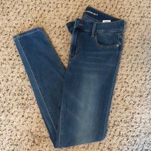 Old Navy Rockstar 24/7 Jeggings-size 4